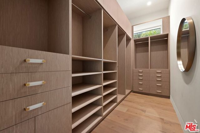 2814 Roscomare Road, Los Angeles, CA 90077