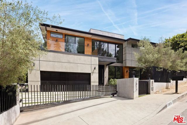 2814 Roscomare Road, Los Angeles, CA 90077