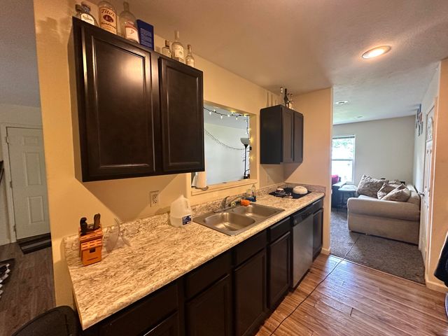 1203 Euclid Avenue, Kalamazoo City, MI 49006