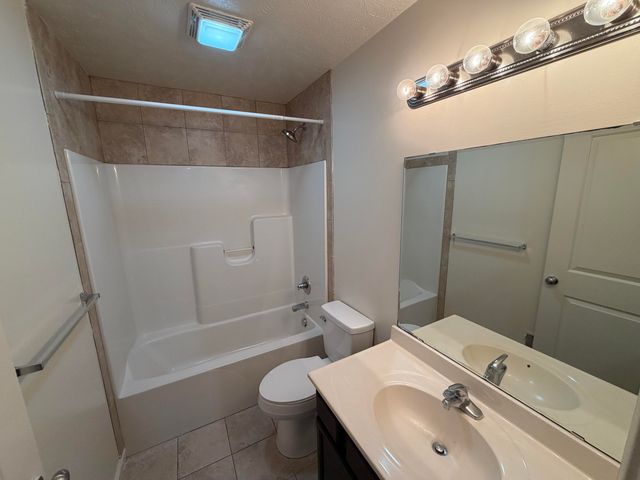 1203 Euclid Avenue, Kalamazoo City, MI 49006