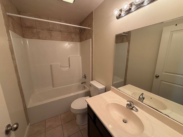 1203 Euclid Avenue, Kalamazoo City, MI 49006