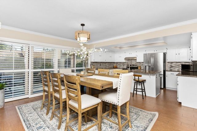 7057 Poco Senda, Riverside, CA 92504