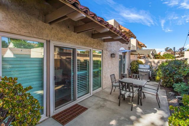 7057 Poco Senda, Riverside, CA 92504