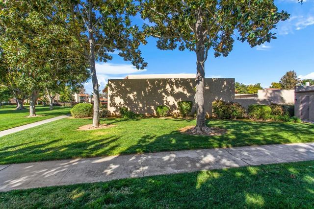 7057 Poco Senda, Riverside, CA 92504