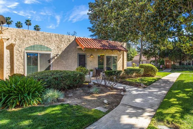 7057 Poco Senda, Riverside, CA 92504