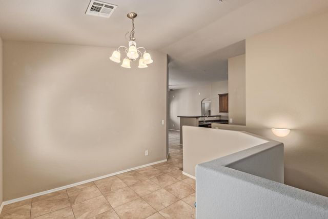 2725 E MINE CREEK Road 2172, Phoenix, AZ 85024