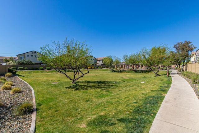 2725 E MINE CREEK Road 2172, Phoenix, AZ 85024