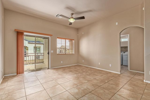 2725 E MINE CREEK Road 2172, Phoenix, AZ 85024