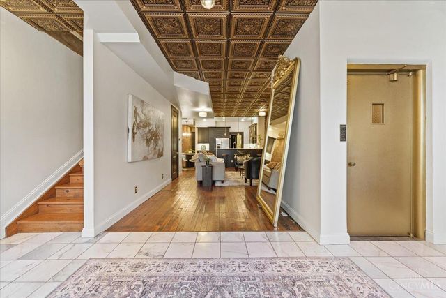 1302 Main Street, Cincinnati, OH 45202