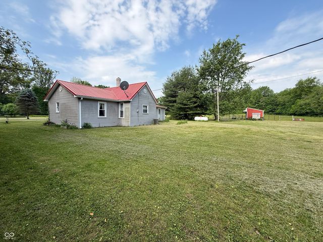 12561 N County Road 300 E, Brazil, IN 47834