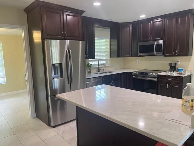 3040 GLEN OAK AVENUE N, Clearwater, FL 33759