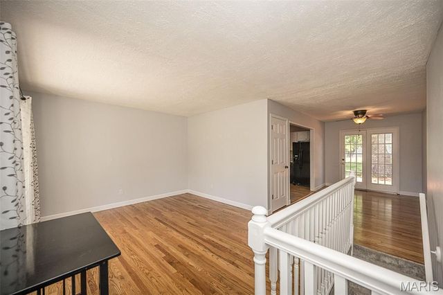 12030 Bennington Place, Maryland Heights, MO 63043