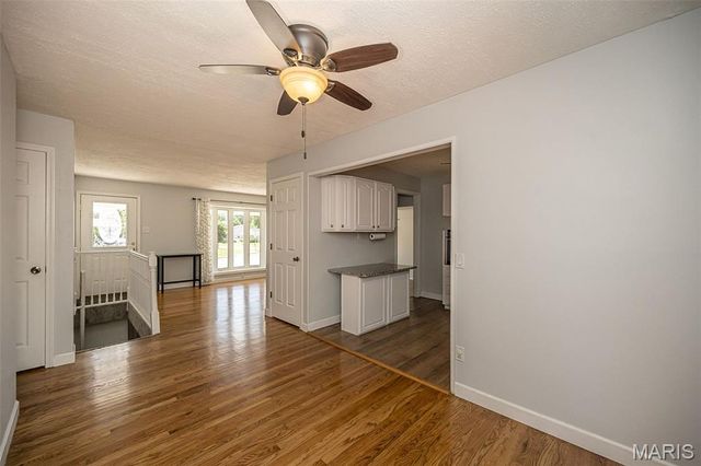 12030 Bennington Place, Maryland Heights, MO 63043