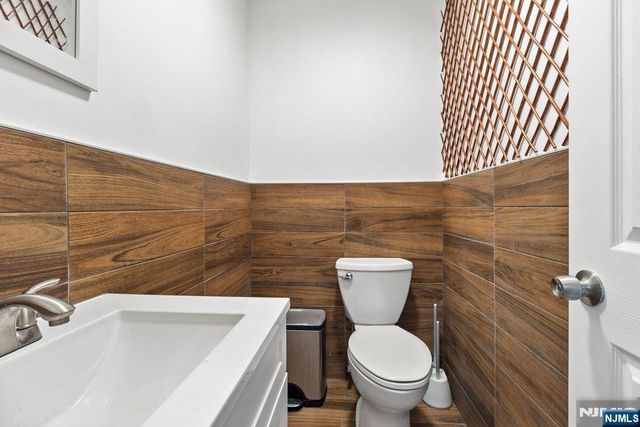 1526 43rd Street, North Bergen, NJ 07047