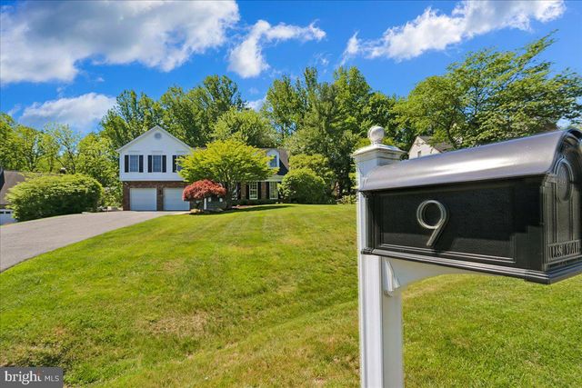 9 KINGS VALLEY CT, Damascus, MD 20872