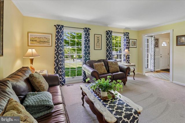9 KINGS VALLEY CT, Damascus, MD 20872