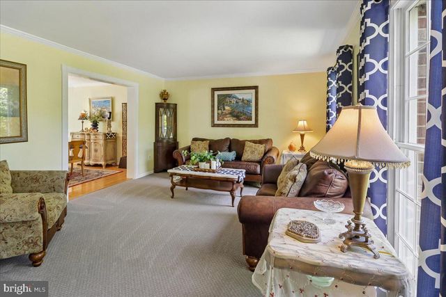 9 KINGS VALLEY CT, Damascus, MD 20872