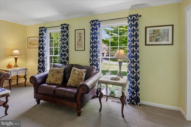 9 KINGS VALLEY CT, Damascus, MD 20872