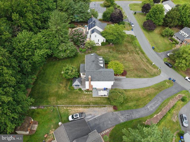 9 KINGS VALLEY CT, Damascus, MD 20872