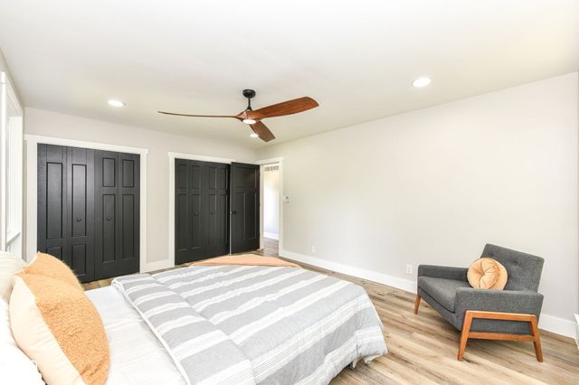 3737 E 71st Street, Indianapolis, IN 46220