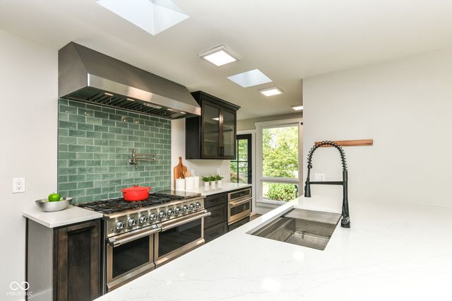 3737 E 71st Street, Indianapolis, IN 46220