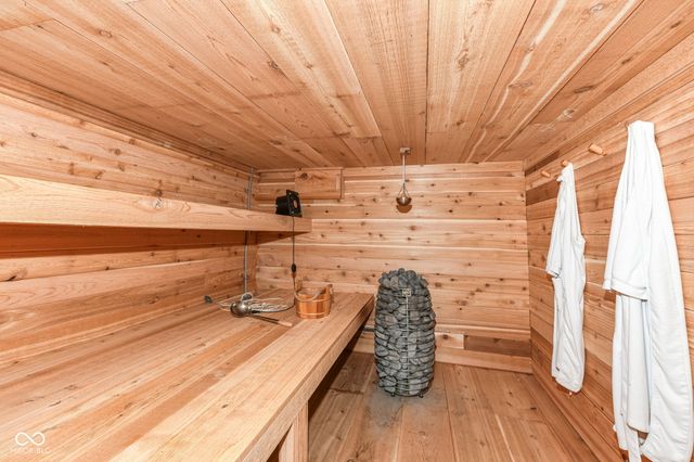 3737 E 71st Street, Indianapolis, IN 46220