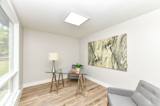 3737 E 71st Street, Indianapolis, IN 46220