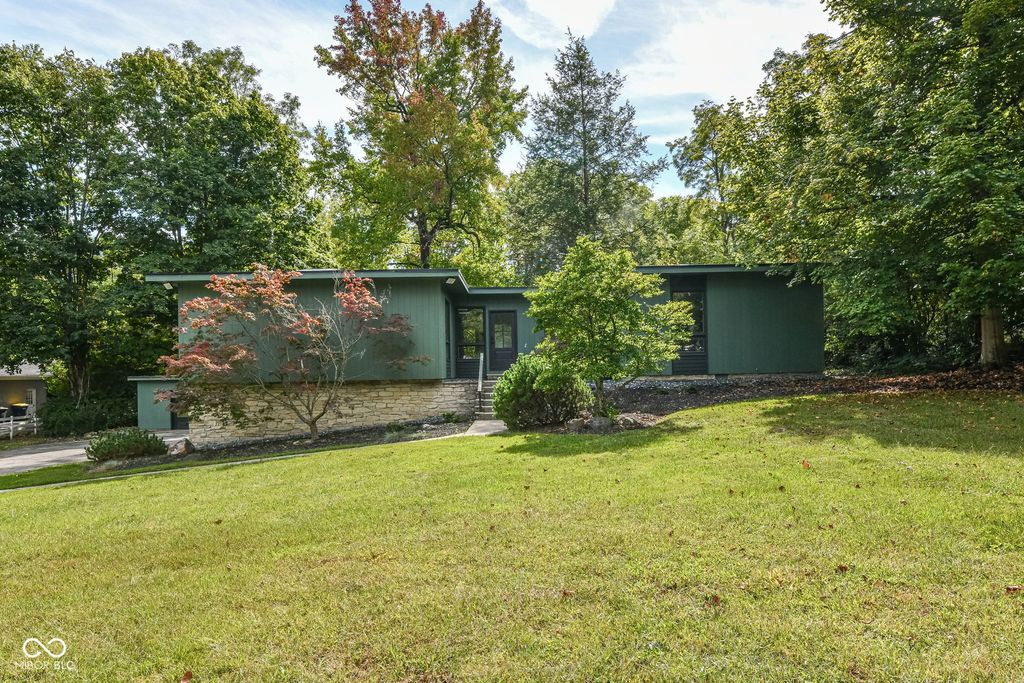 3737 E 71st Street, Indianapolis, IN 46220