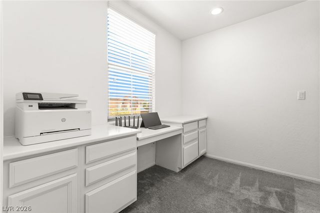 6435 Point Isabel Way, Las Vegas, NV 89122