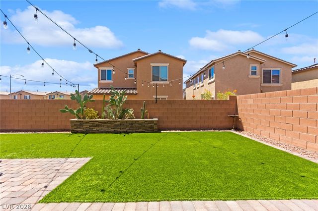 6435 Point Isabel Way, Las Vegas, NV 89122
