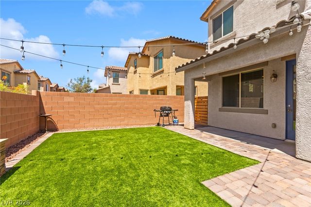 6435 Point Isabel Way, Las Vegas, NV 89122