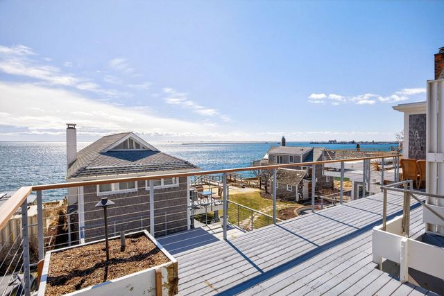 495 Commercial Street Unit 9, Provincetown, MA 02657