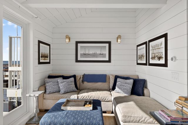 495 Commercial Street Unit 9, Provincetown, MA 02657