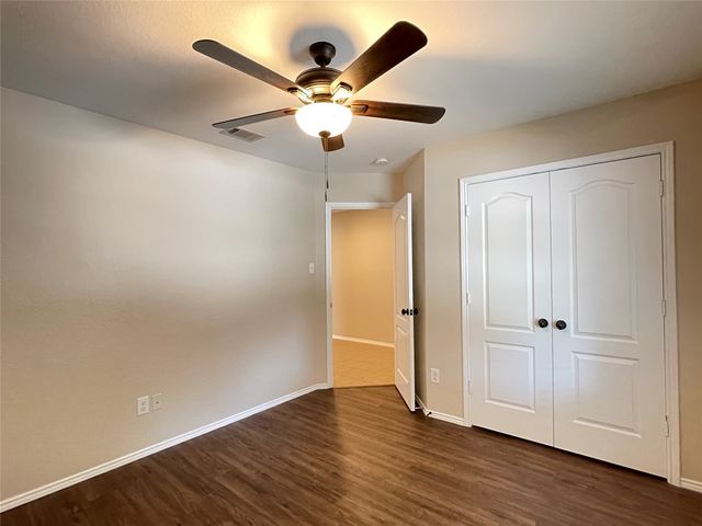 5921 Snow Creek Drive, The Colony, TX 75056