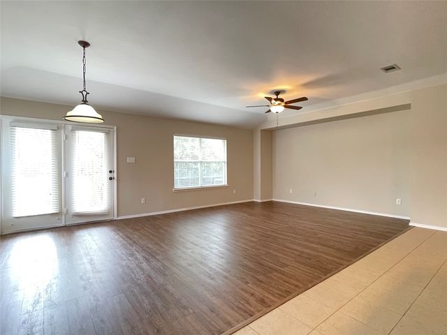 5921 Snow Creek Drive, The Colony, TX 75056