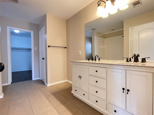 5921 Snow Creek Drive, The Colony, TX 75056