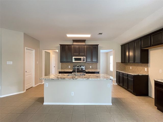 5921 Snow Creek Drive, The Colony, TX 75056