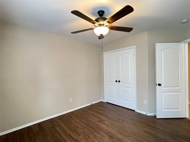 5921 Snow Creek Drive, The Colony, TX 75056