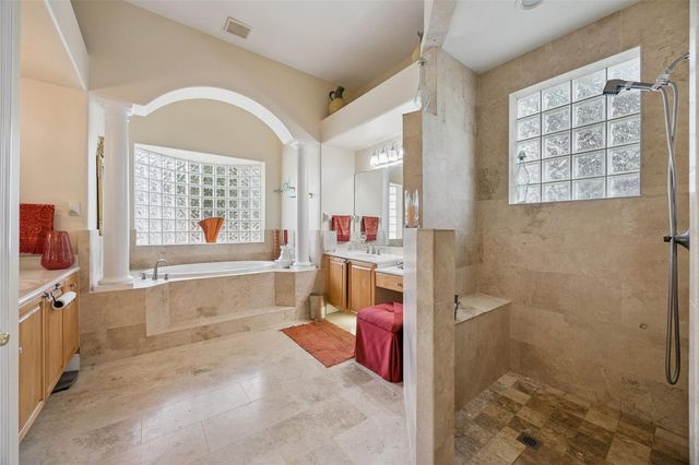 8991 HERITAGE BAY CIRCLE, Orlando, FL 32836
