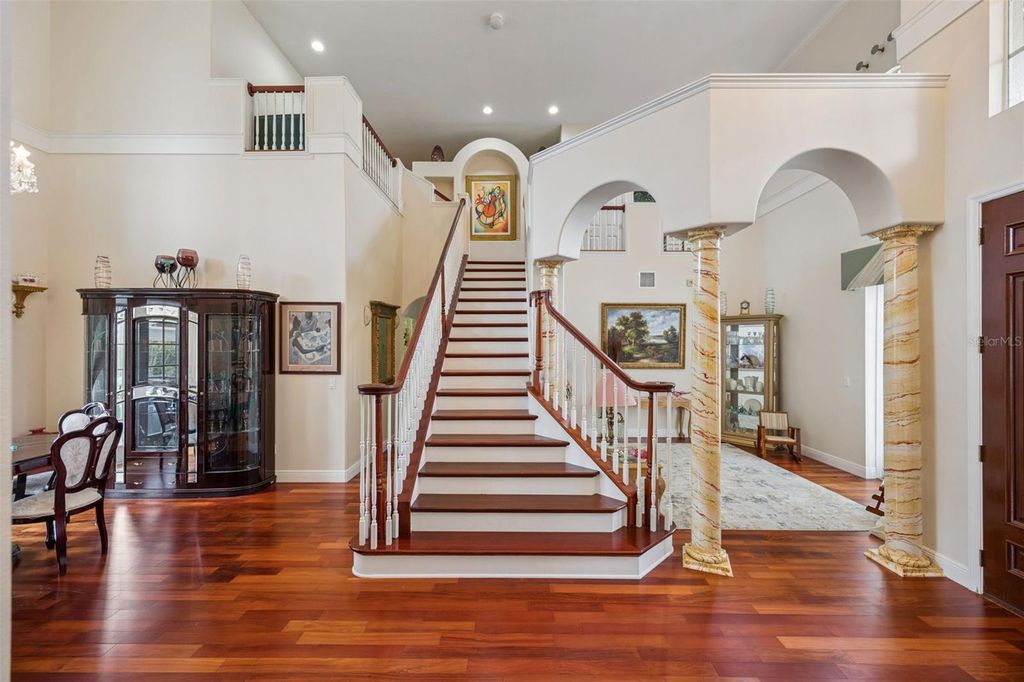 Image 3 of property listing at 8991 HERITAGE BAY CIRCLE, Orlando, FL 32836
