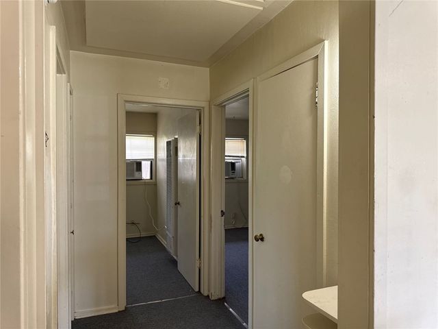 608 Mary Lake Drive, Bryan, TX 77801