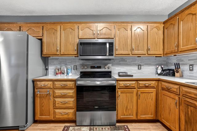 3150 S Sagamont Avenue 102, Springfield, MO 65807