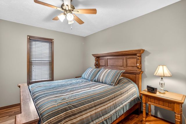 3150 S Sagamont Avenue 102, Springfield, MO 65807