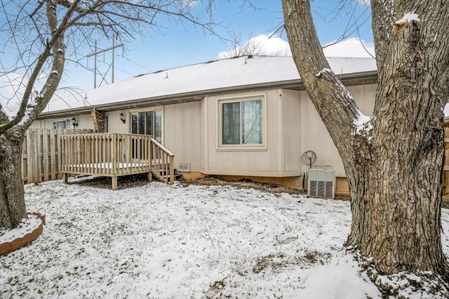 3150 S Sagamont Avenue 102, Springfield, MO 65807