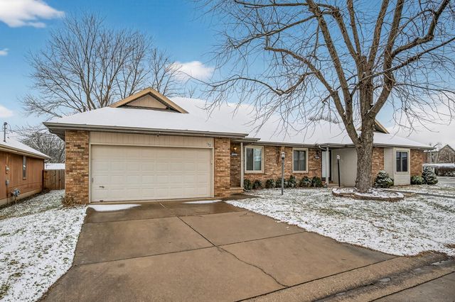 3150 S Sagamont Avenue 102, Springfield, MO 65807