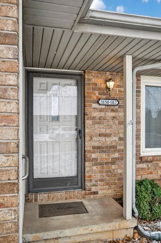 3150 S Sagamont Avenue 102, Springfield, MO 65807