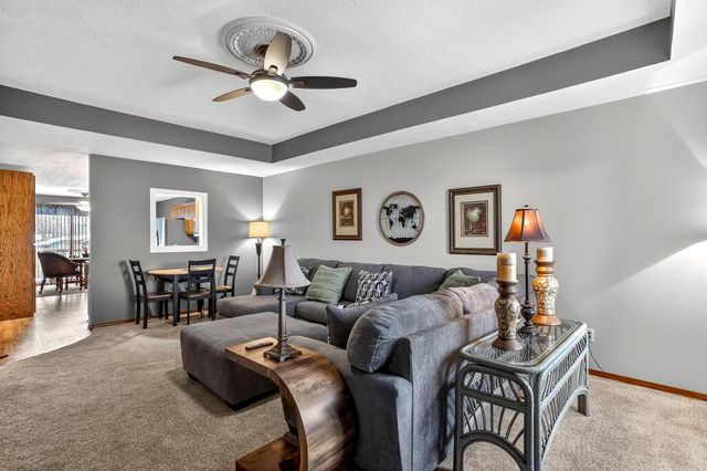 3150 S Sagamont Avenue 102, Springfield, MO 65807