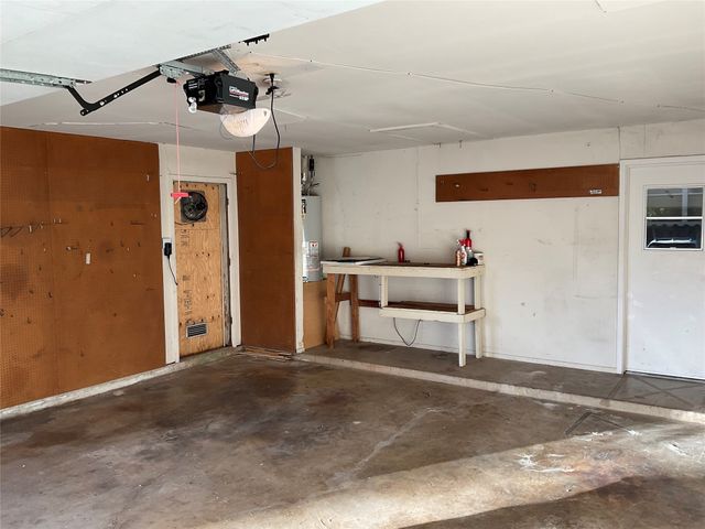 9000 Sirocka Drive, Benbrook, TX 76116