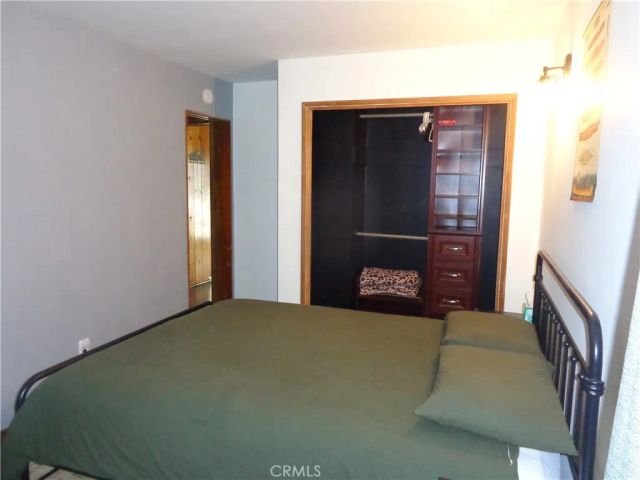 210 Wylerhorn Drive, Crestline, CA 92325