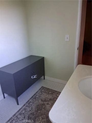 210 Wylerhorn Drive, Crestline, CA 92325